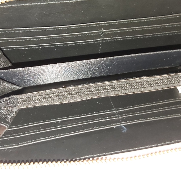 Ardene Pink Unicorn Wristlet Wallet - Picture 13 of 16